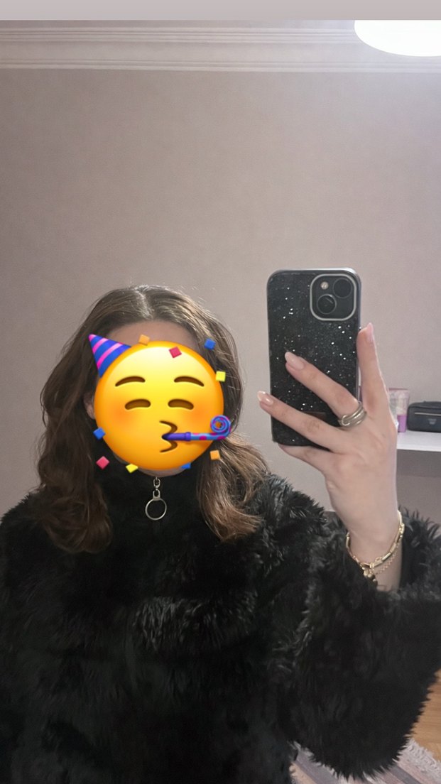 Siyah fermuarlı kadın kürk - Görsel 4