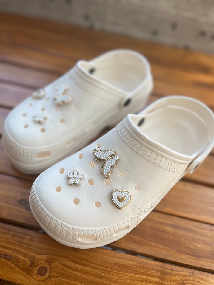 Beyaz Boncuklu Platform Crocs - Görsel 3