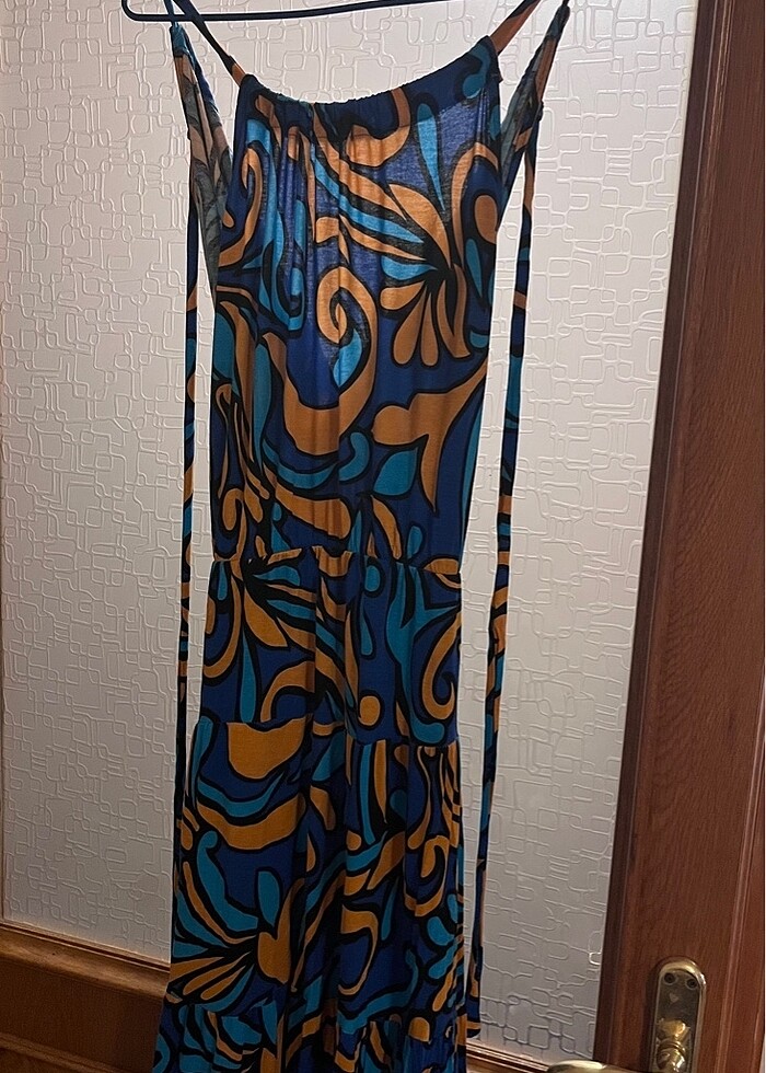 RENKLİ ÖNDEN BAĞLAMALI UZUN ELBİSE - Görsel 2