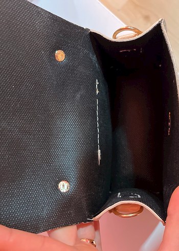 Bej Deri Yılan Desenli Zincir Detaylı Çanta - Görsel 5