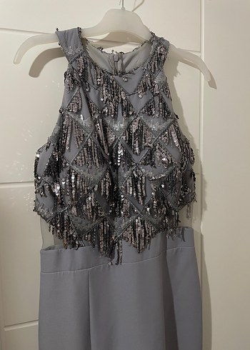 Gri Halter Yaka Detaylı Uzun Abiye Elbise - Görsel 5