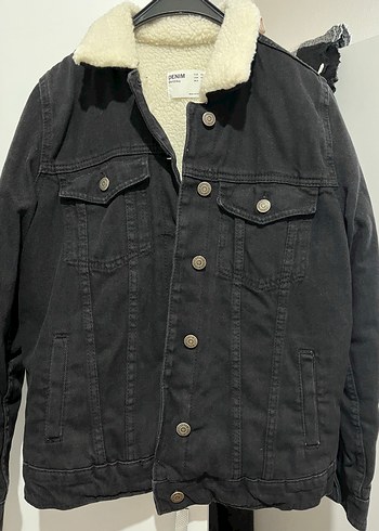 Bershka Siklik Ve Rahatlik Siyah Denim Ceket