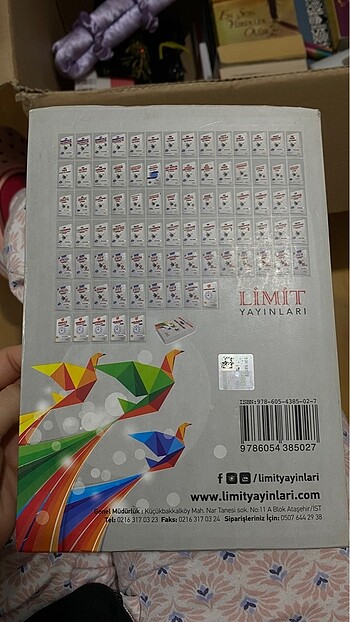Yks edebiyat eski basım olduğu için lys yazıyor içerik aynı