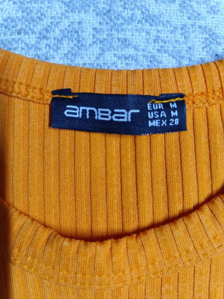 Sarı Triko Halter Yaka Crop Top - Görsel 2