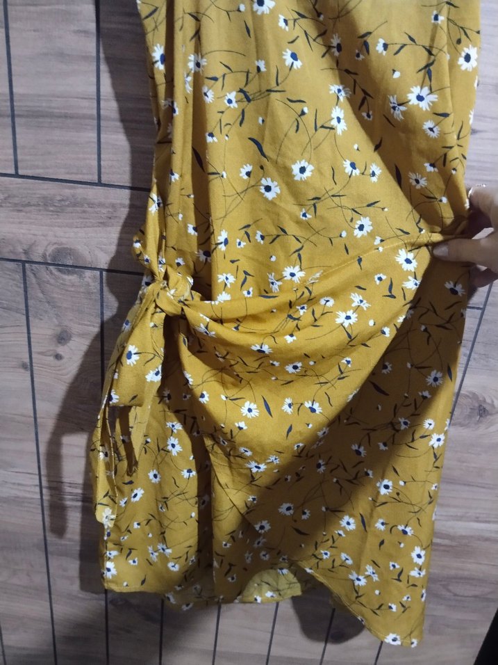 Sarı Çiçek Desenli  Mini Elbise - Görsel 2
