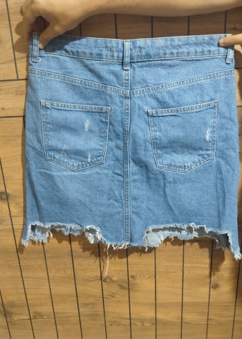 Yırtık Detaylı Mavi Kot Mini Etek - Görsel 3