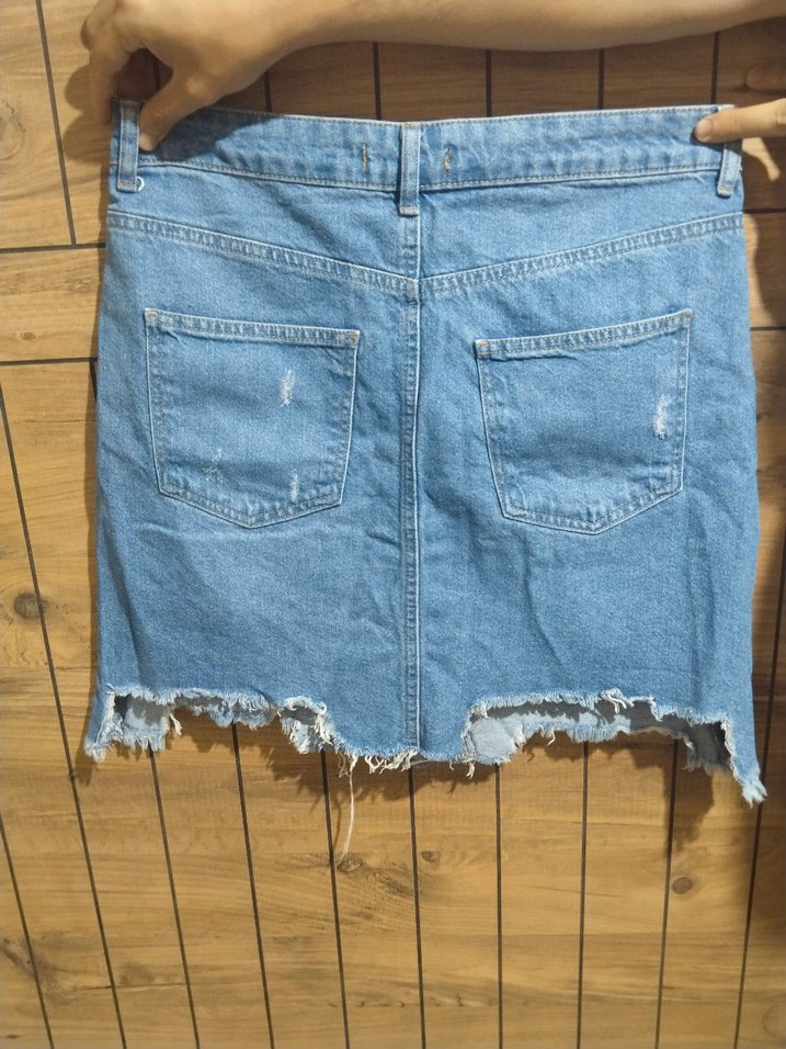 Yırtık Detaylı Mavi Kot Mini Etek - Görsel 3