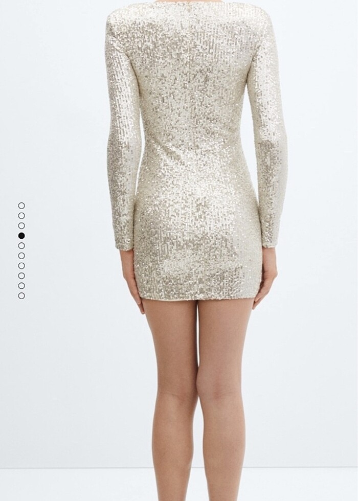 Omuzları vatkalı payetli elbise - Görsel 2