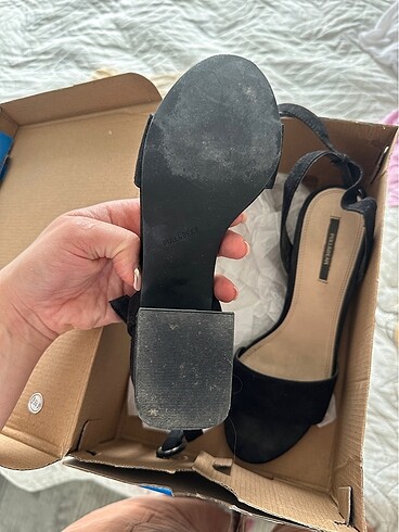 37 Beden siyah Renk Pull&Bear 37 numara sandalet