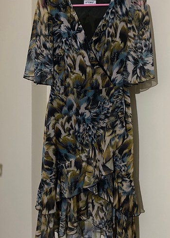 Kadın Çok Renkli Uzun V Yaka Fırfırlı Elbise - Görsel 3