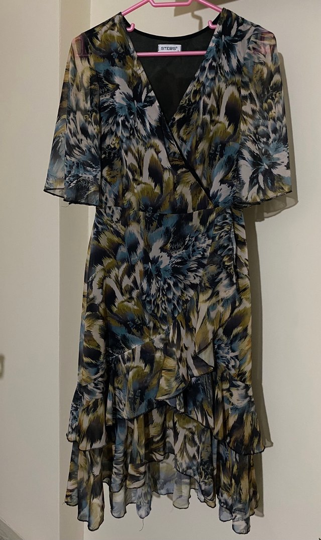 Kadın Çok Renkli Uzun V Yaka Fırfırlı Elbise - Görsel 3