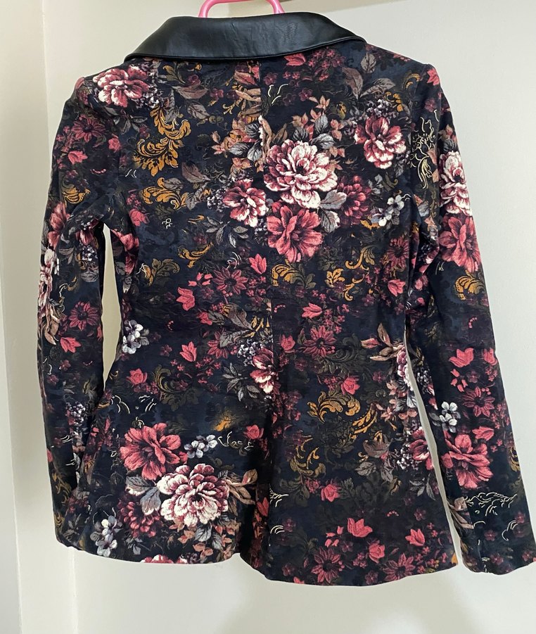 Çiçek Desenli Puane Kadın Ceket - Görsel 3