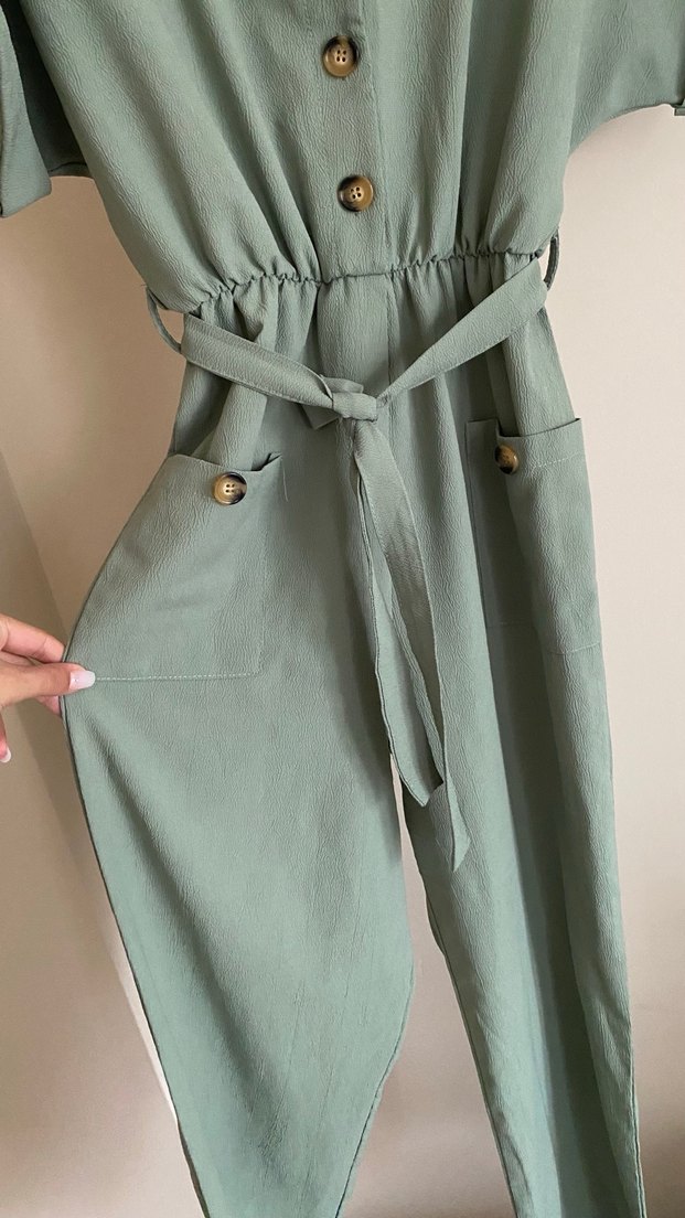 Düğmeli V Yaka  Kadın Tulum - Görsel 4