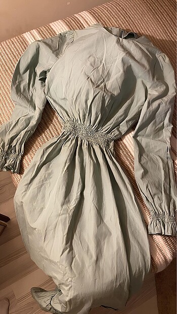 AQUA BELİ VE MANŞETLERİ BÜZGÜLÜ ELBİSE - Görsel 5