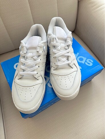 Adidas ayakkabı