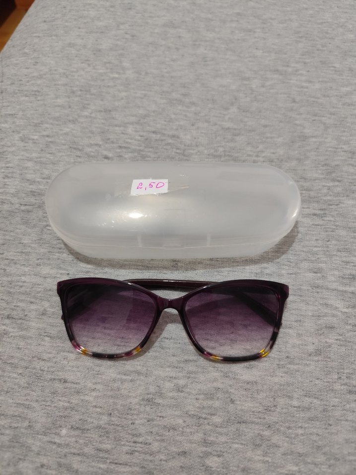 optik karartılmış camlı kadın gözlükleri .+2.5 - Görsel 5