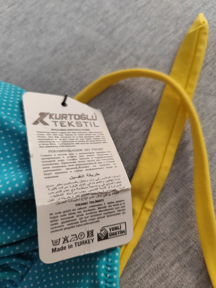 İnce Askılı Turkuaz Bikini Takımı - Görsel 4