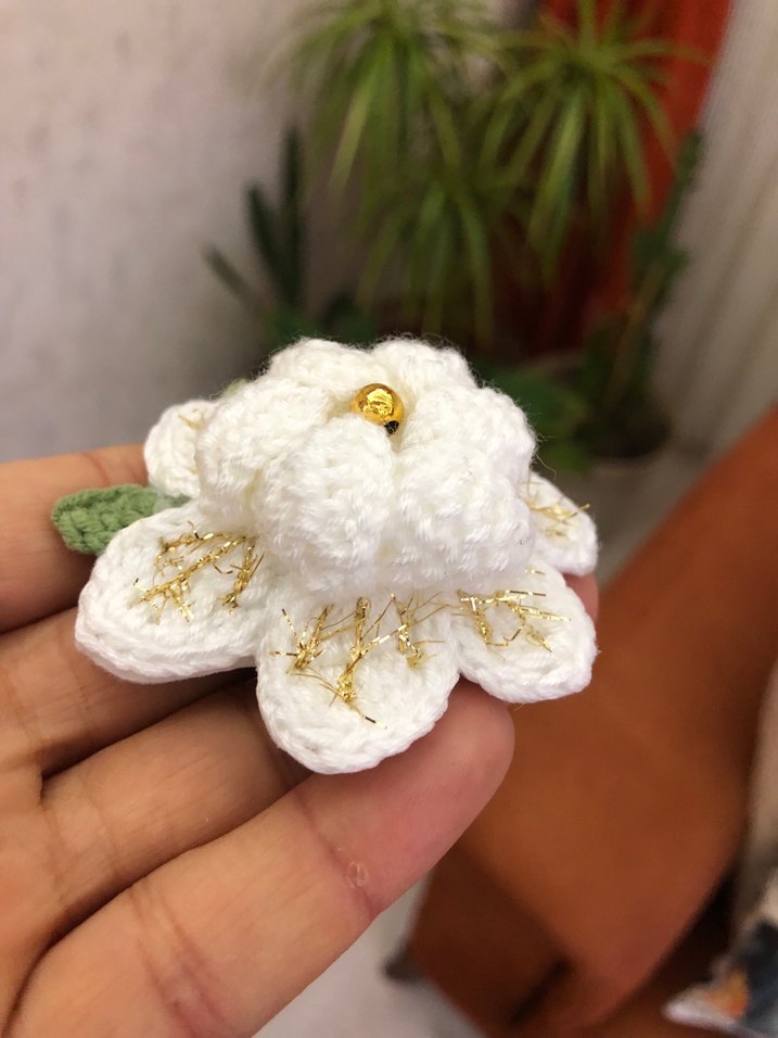 Örgü Beyaz Çiçek toka - Görsel 4