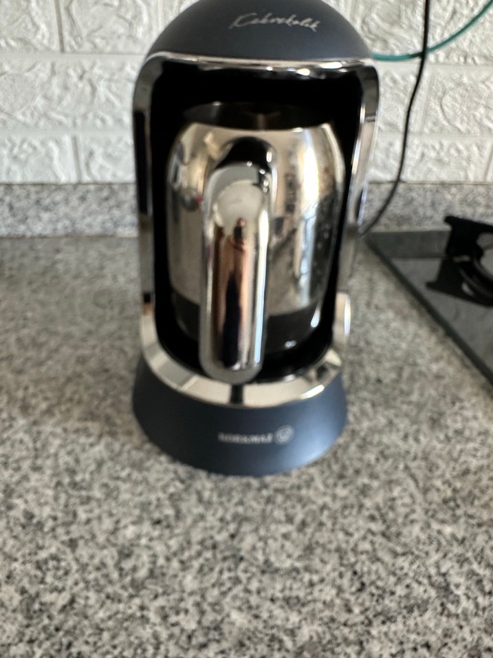 Gri Korkmaz Kahve Makinesi - Görsel 2