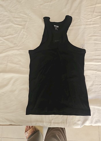 Siyah Yüksek Yakalı Kadın Atlet - Görsel 7