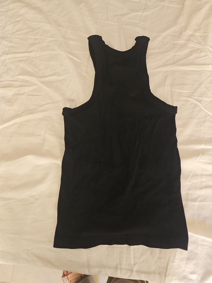 Siyah Yüksek Yakalı Kadın Atlet - Görsel 5