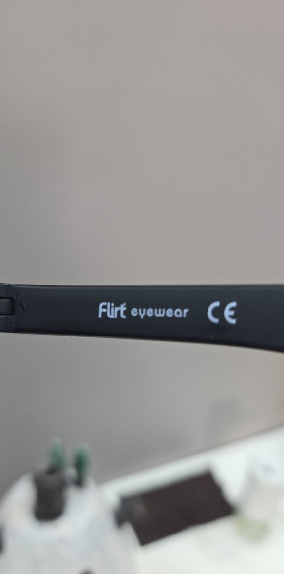 Siyah Minimalist çocuk Güneş Gözlüğü - Görsel 4