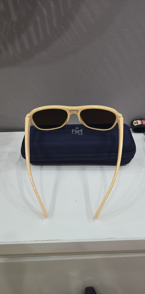 Bej Parlak çocuk Güneş Gözlüğü - Görsel 2