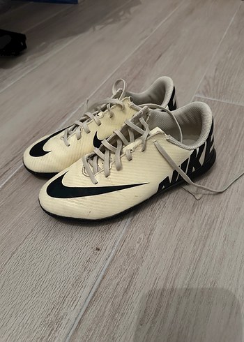 Nike Beyaz Erkek Futbol Ayakkabısı