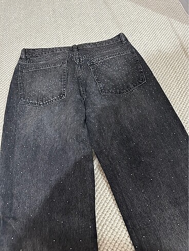 Zara taşlı jean
