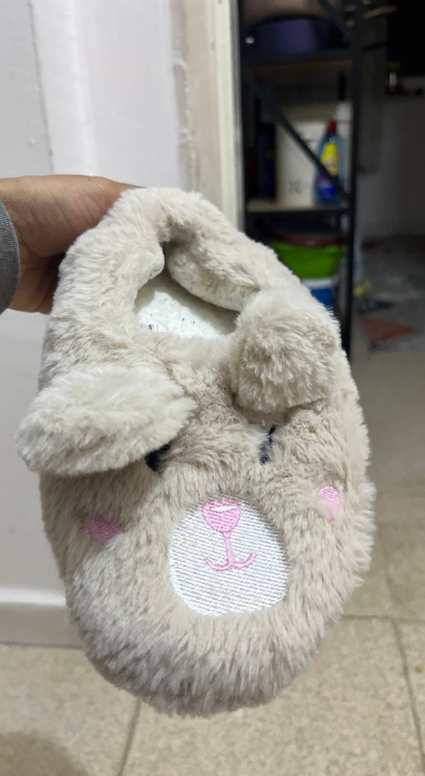 Kız Çocuk Beyaz Nakışlı Peluş Terlik - Görsel 3