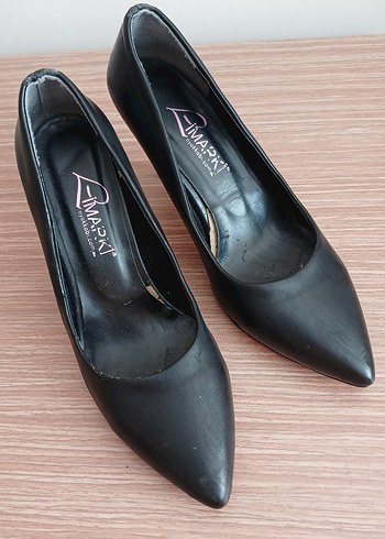Siyah Stiletto Topuklu Kadın Ayakkabı