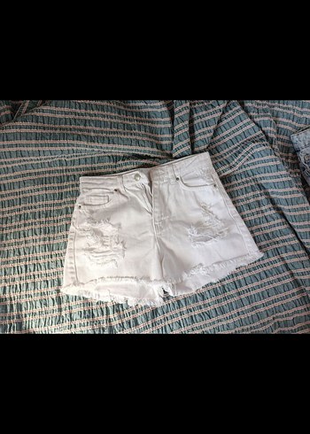 38 Beden beyaz Renk Üçlü Denim Kot Şort