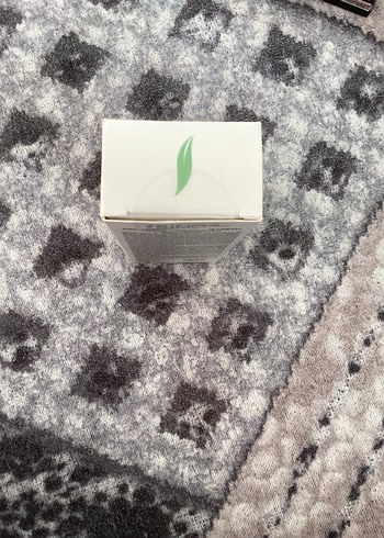 Beden SiNOZ Pembe Tonlu Yüz Güneş Kremi SPF 50+