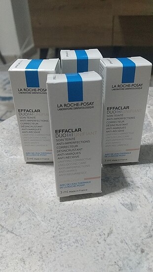 La Roche Posay Efaclar Duo Light Renkli nemlendirici