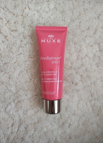 Nuxe prodigieuse boost
