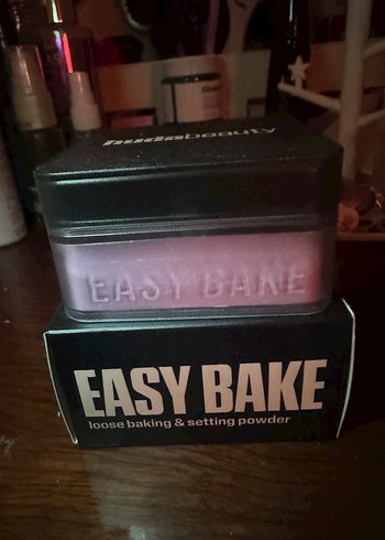 Huda Beauty Pastel Pembe Toz Pudra - Görsel 3