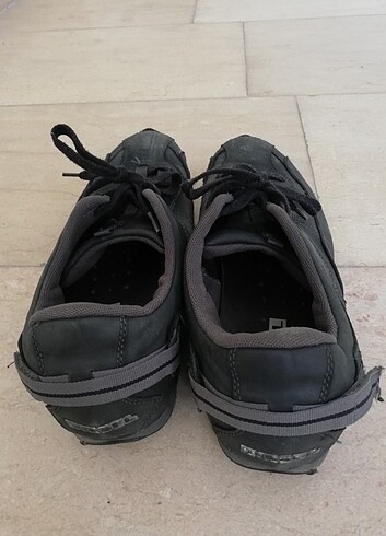 43 Beden siyah Renk 43numara Bay spor ayakkabı orjınal