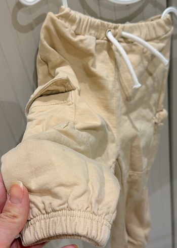 H&M kargo pantolon - Görsel 4