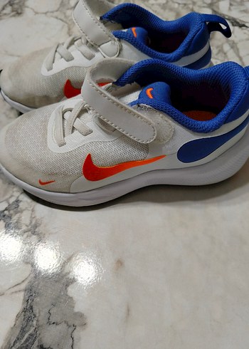 25 Beden beyaz Renk Renkli Bağcıksız Erkek Çocuk Spor Ayakkabısı