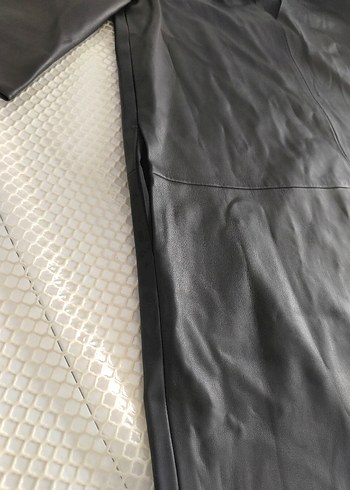 Siyah Deri Uzun Kollu V Yakalı kısa elbise
yanlarda cep var - Görsel 9