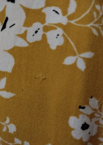 Çiçek Desenli Sarı  Elbise
resim de belli az defosu var - Görsel 7