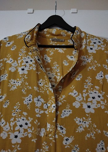Çiçek Desenli Sarı  Elbise
resim de belli az defosu var - Görsel 5