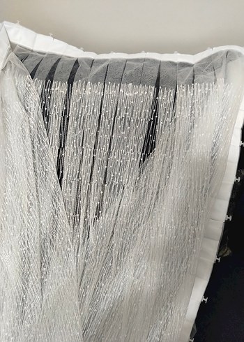 Beyaz tül 
iki yerinde açılma var resimde belli - Görsel 9