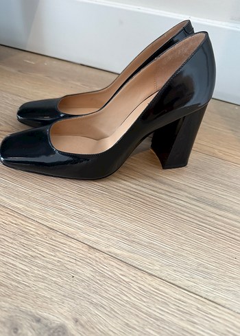 Bej Parlak Modern Klasik Kadın Stiletto - Görsel 2