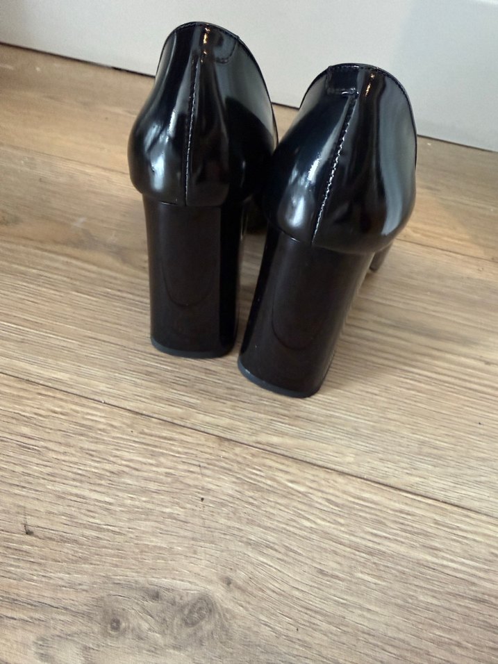 Bej Parlak Modern Klasik Kadın Stiletto - Görsel 3