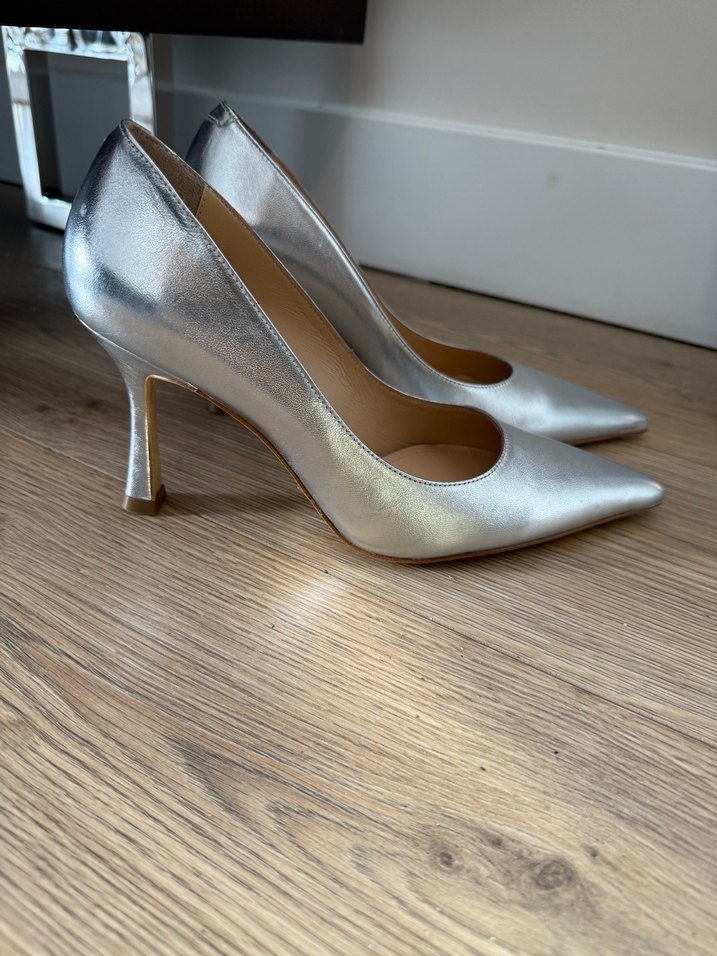 Nine West Gri Parlak Stiletto Topuklu Kadın Ayakkabı - Görsel 4