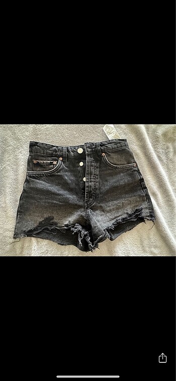 ZARA SİYAH JEAN ŞORT