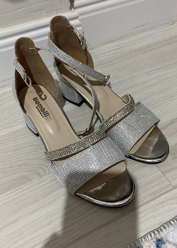 Kız çocuk topuklu ayakkabı - Görsel 3