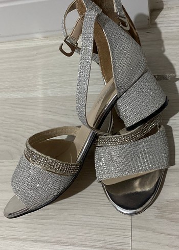 Kız çocuk topuklu ayakkabı - Görsel 4