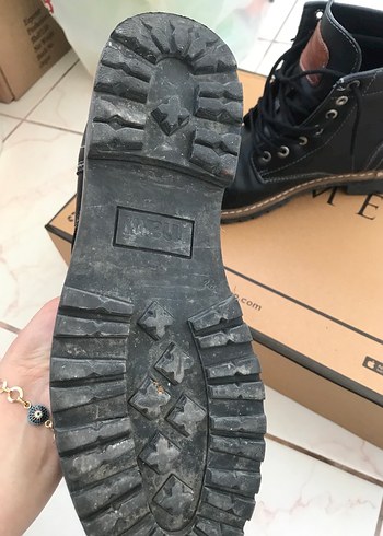 Siyah Deri Bağcıklı Erkek Bot - Görsel 4